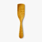Pala de canelones artesana de 25 cm fabricada en madera de boj noble con diseño ancho y plano y acabado de pieza única